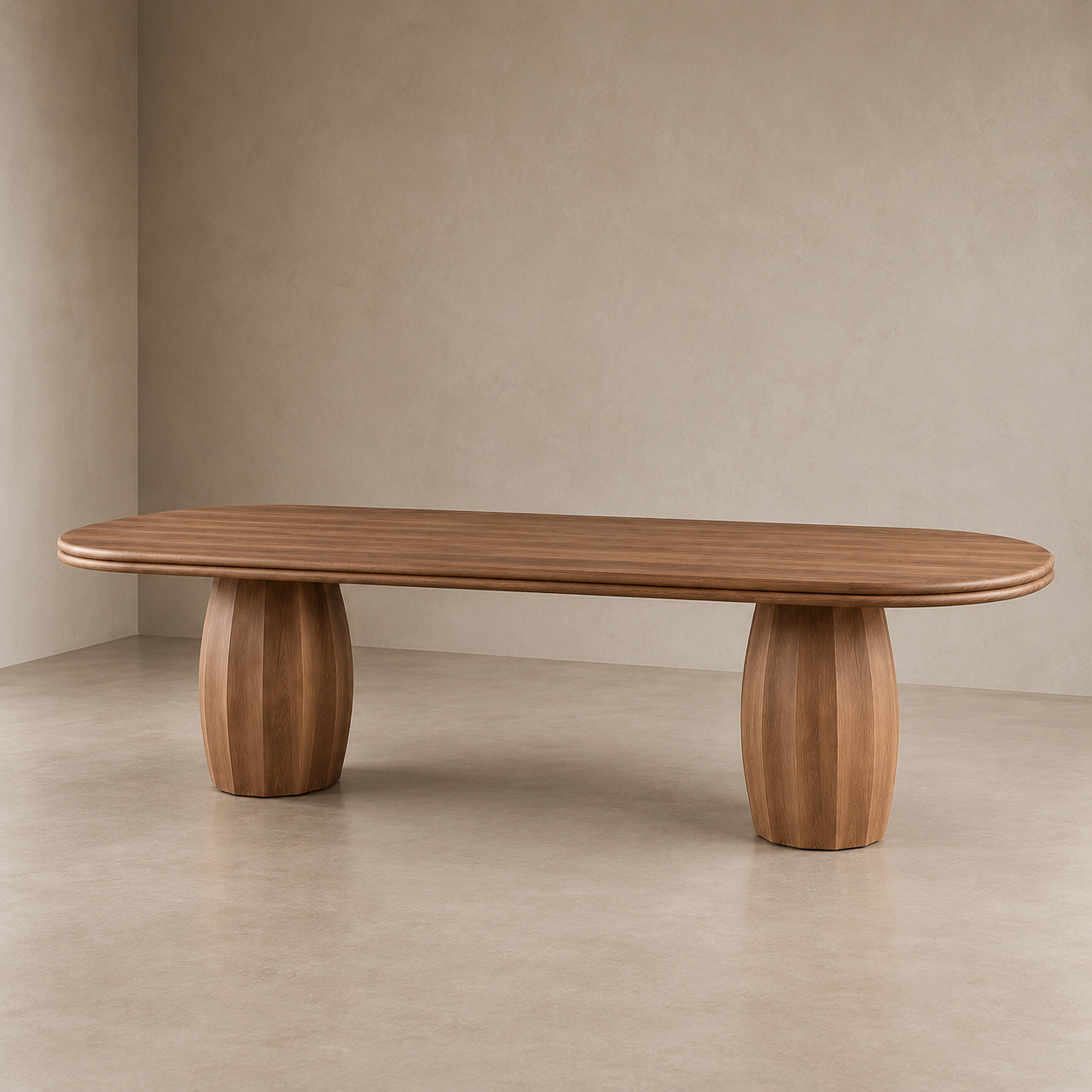 Capsule vorm massief eiken tafel met chique verfijnde afwerking en midden poten massief eiken.