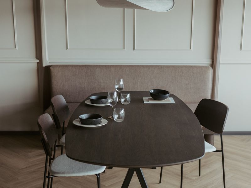 Tafel Deens ovaal verjongd