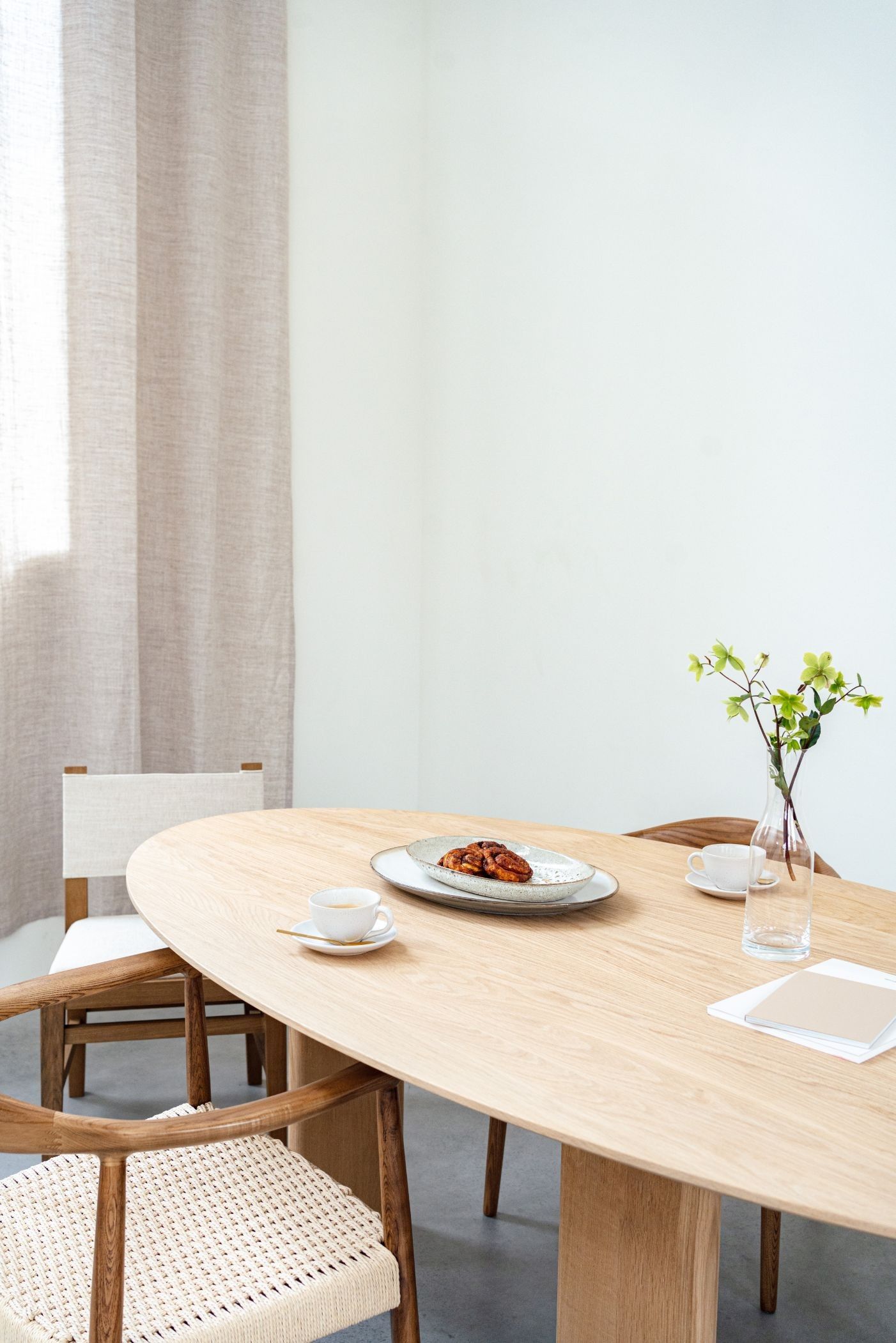 Tafel Ovalus beeld 3