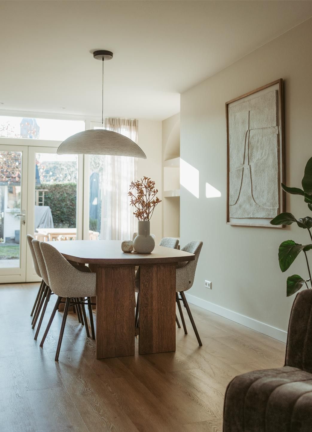 Tafel Tomodashi beeld 2